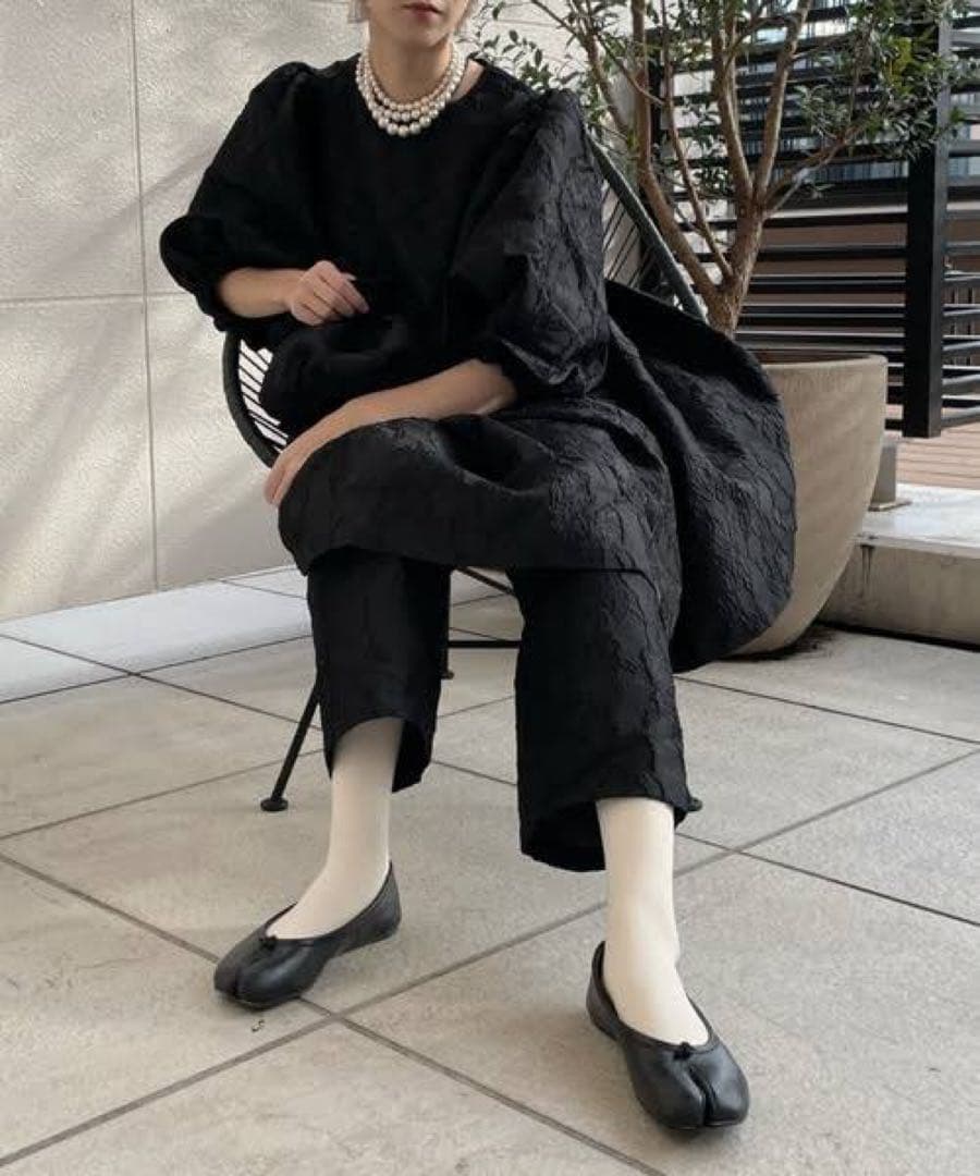 perna ジャガードボリュームブラウス ブラック