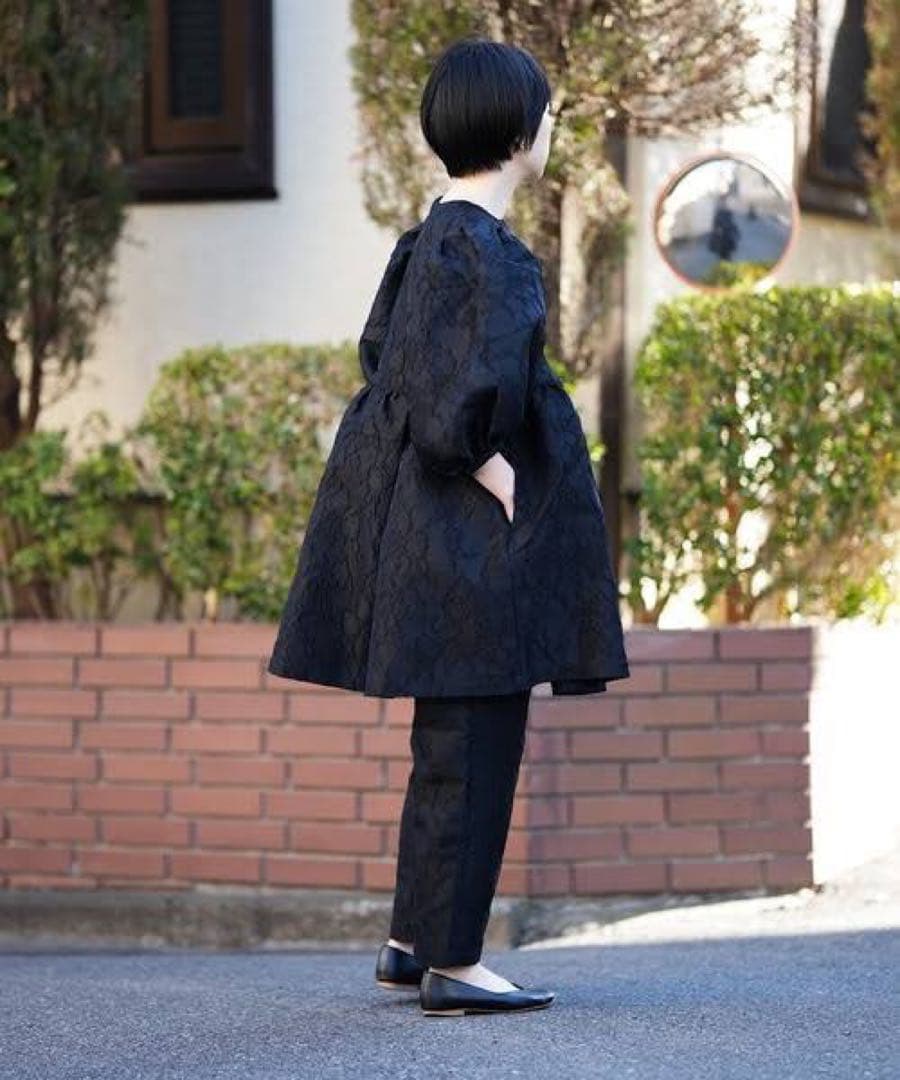 perna ジャガードボリュームブラウス ブラック