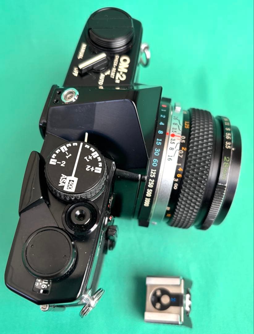 ★ OLYMPUS OM-2N BLACK + 広角レンズ　28mm