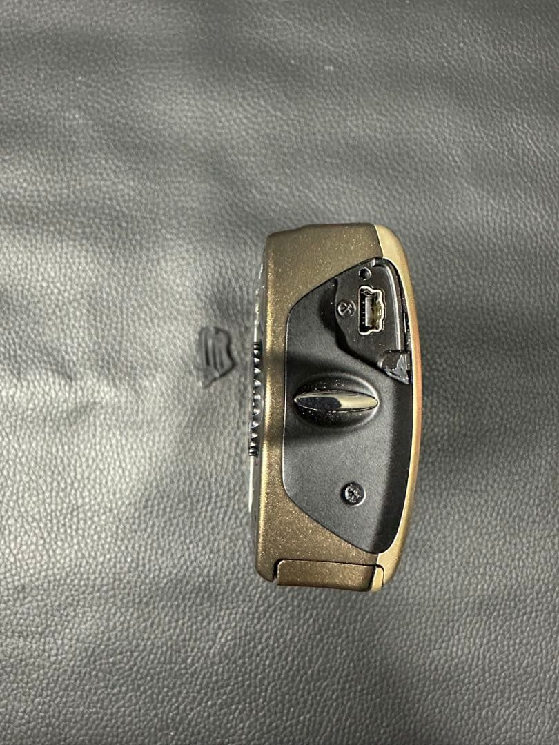 【ジャンク】Canon IXY DIGITAL 920 IS 本体＋充電器