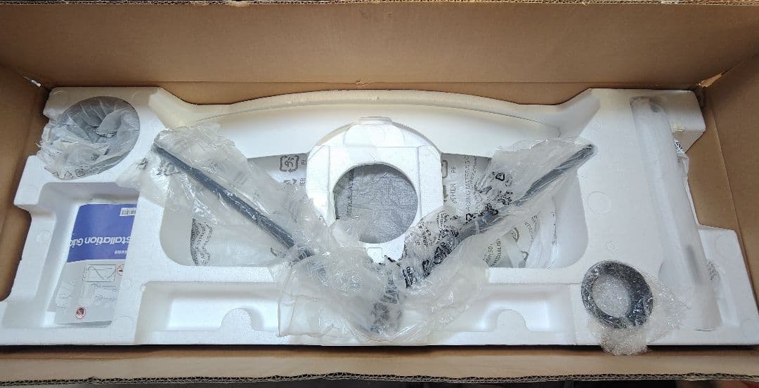 SAMSUNG Odyssey G9 49インチ　ウルトラワイド　モニター