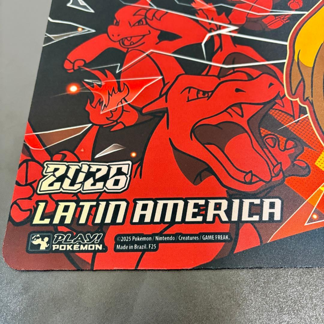 杏*腐様 メガリザードン プレイマット LAIC STAFF リザードン ポケモ