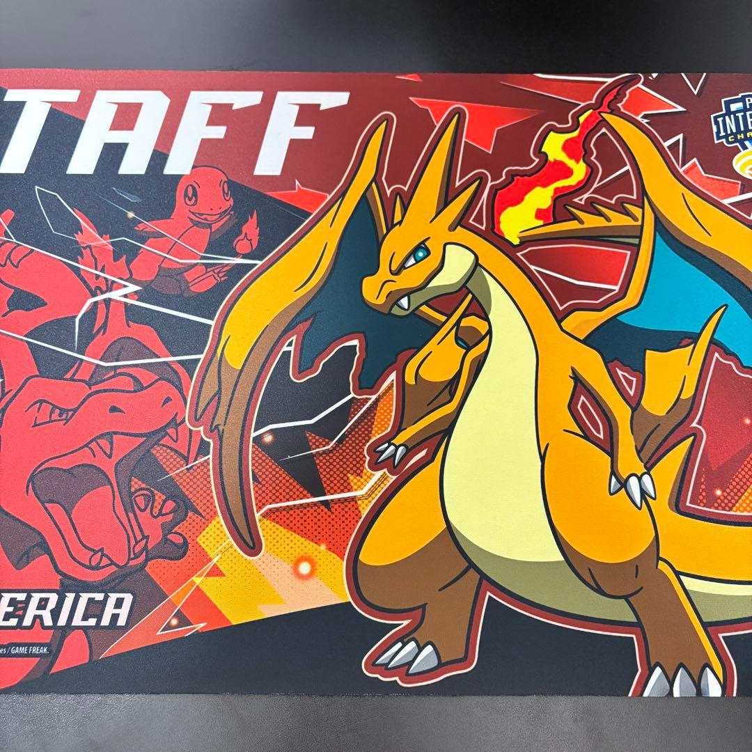 杏*腐様 メガリザードン プレイマット LAIC STAFF リザードン ポケモ