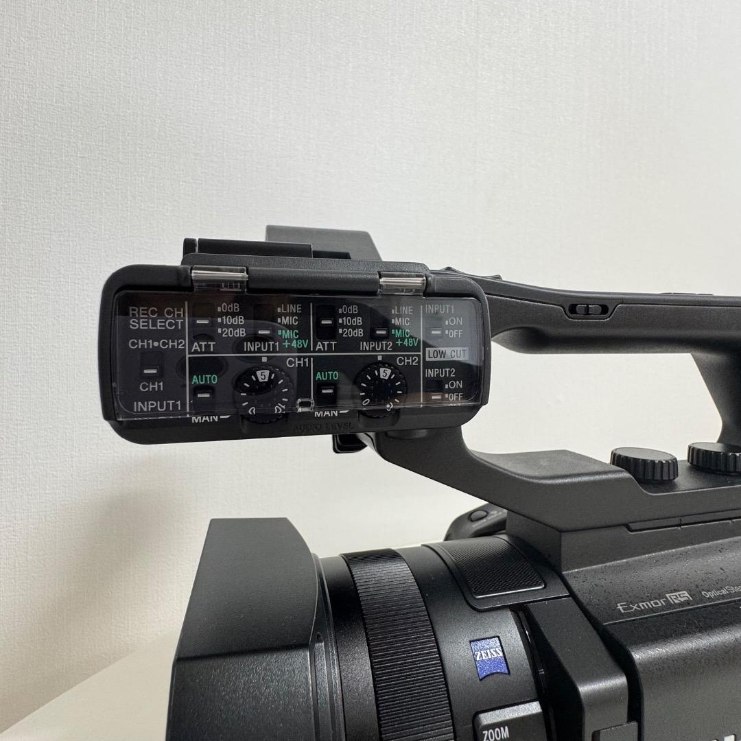 美品　SONY 4K NXCAM ビデオカメラ