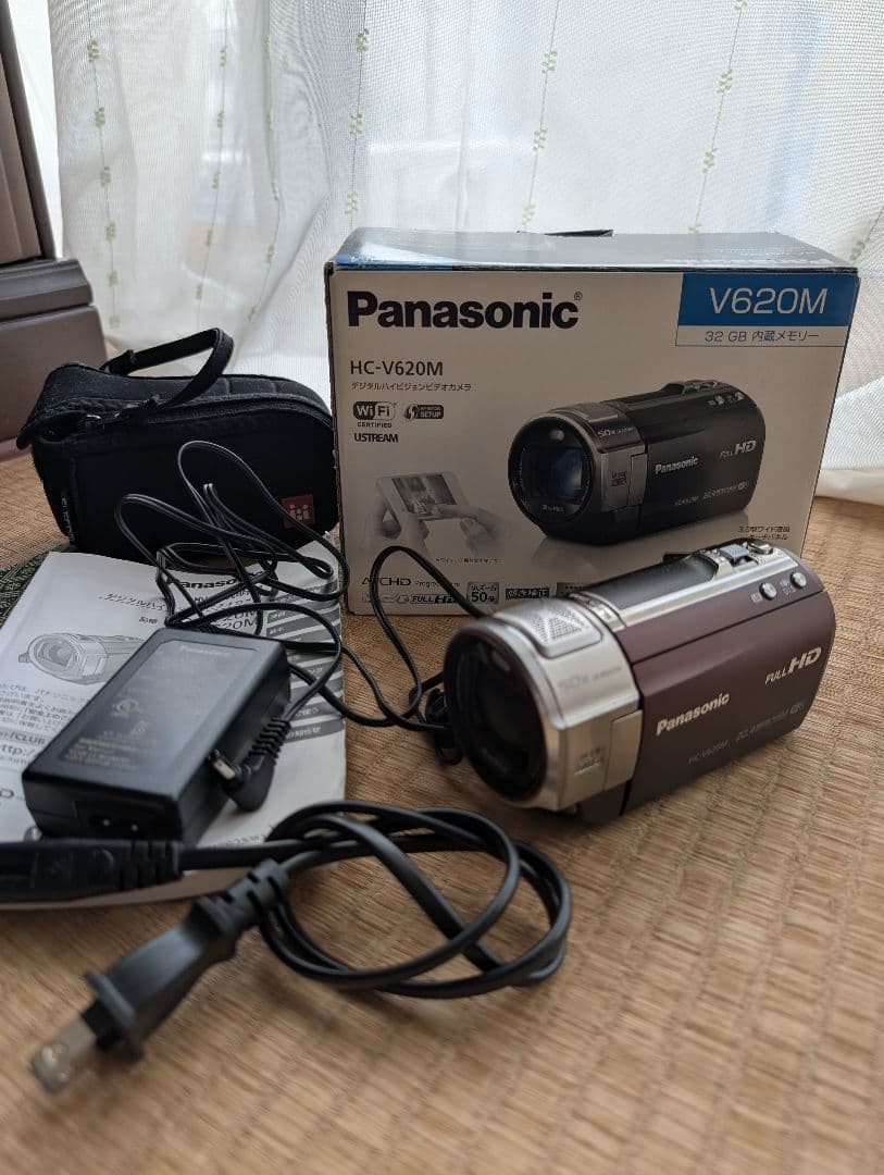 Panasonic HC-V620M ビデオカメラ 本体