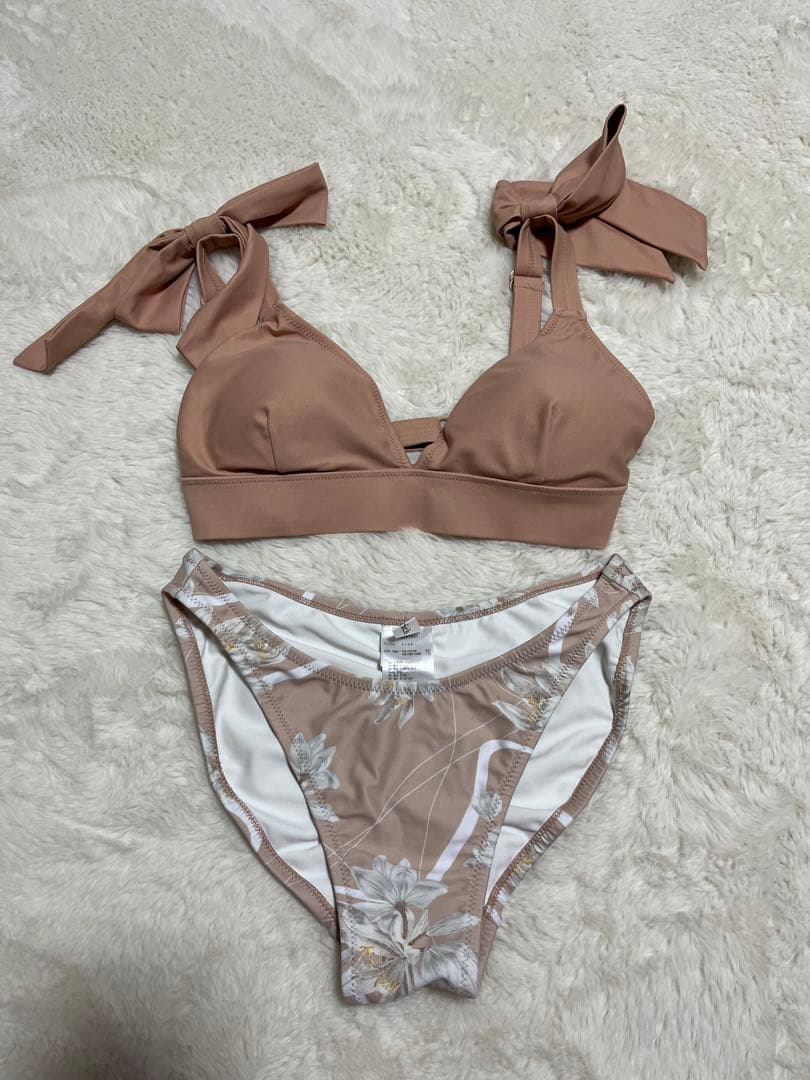 darich ダーリッチ　水着