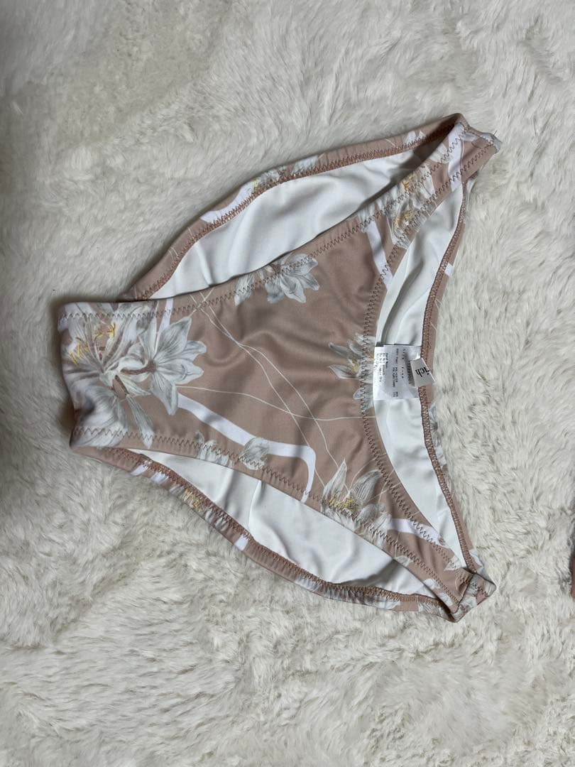 darich ダーリッチ　水着