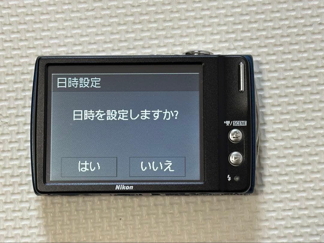 超美品 Nikon COOLPIX S230 コンパクトデジタルカメラ ブルー