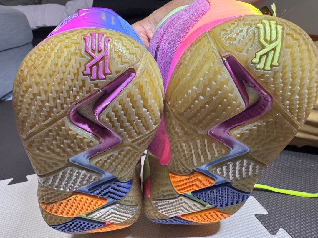 NIKE kyrie4ep ナイキカイリー4ep CONFETTI