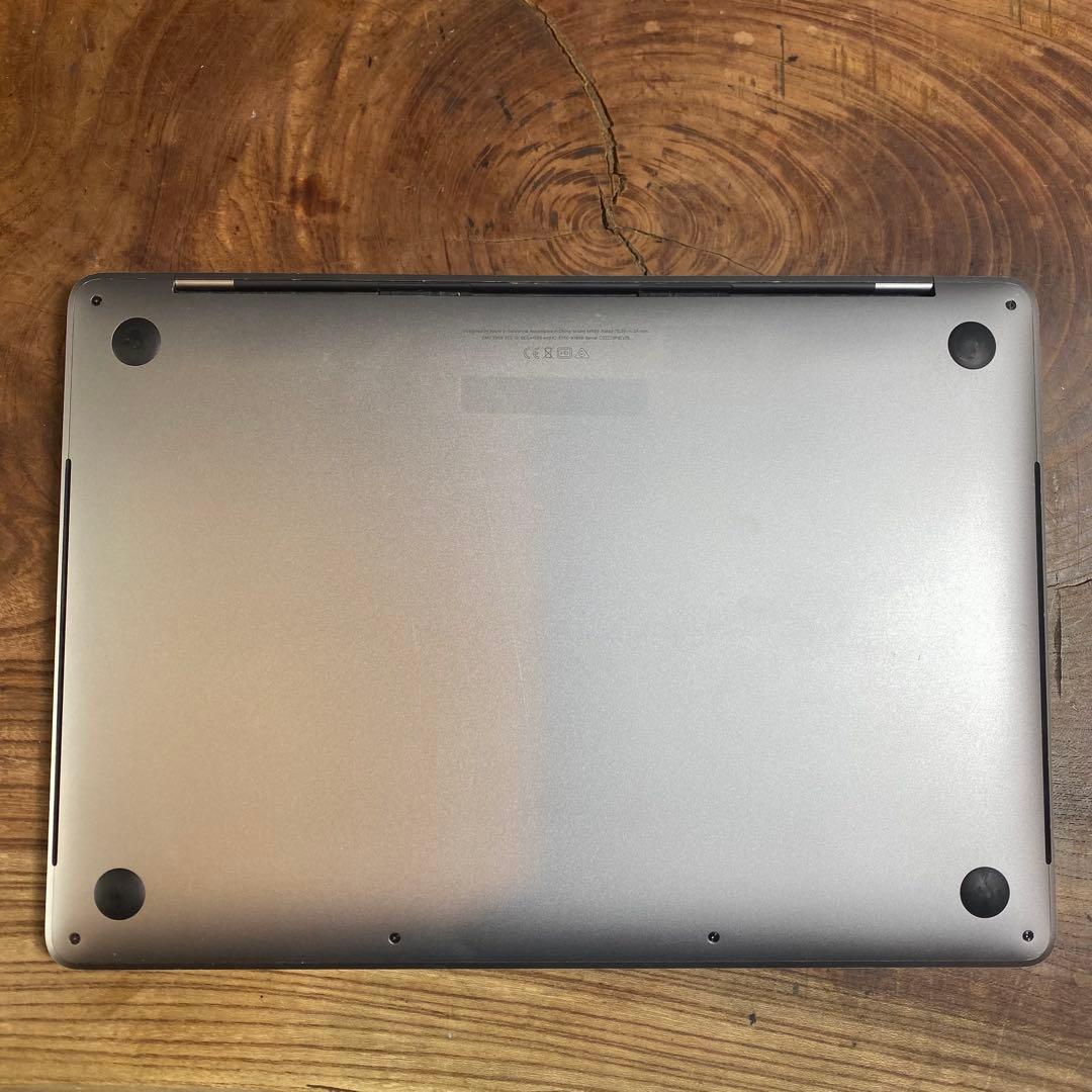 qwert8450 さま！MacBook Pro 13inch 2019/335