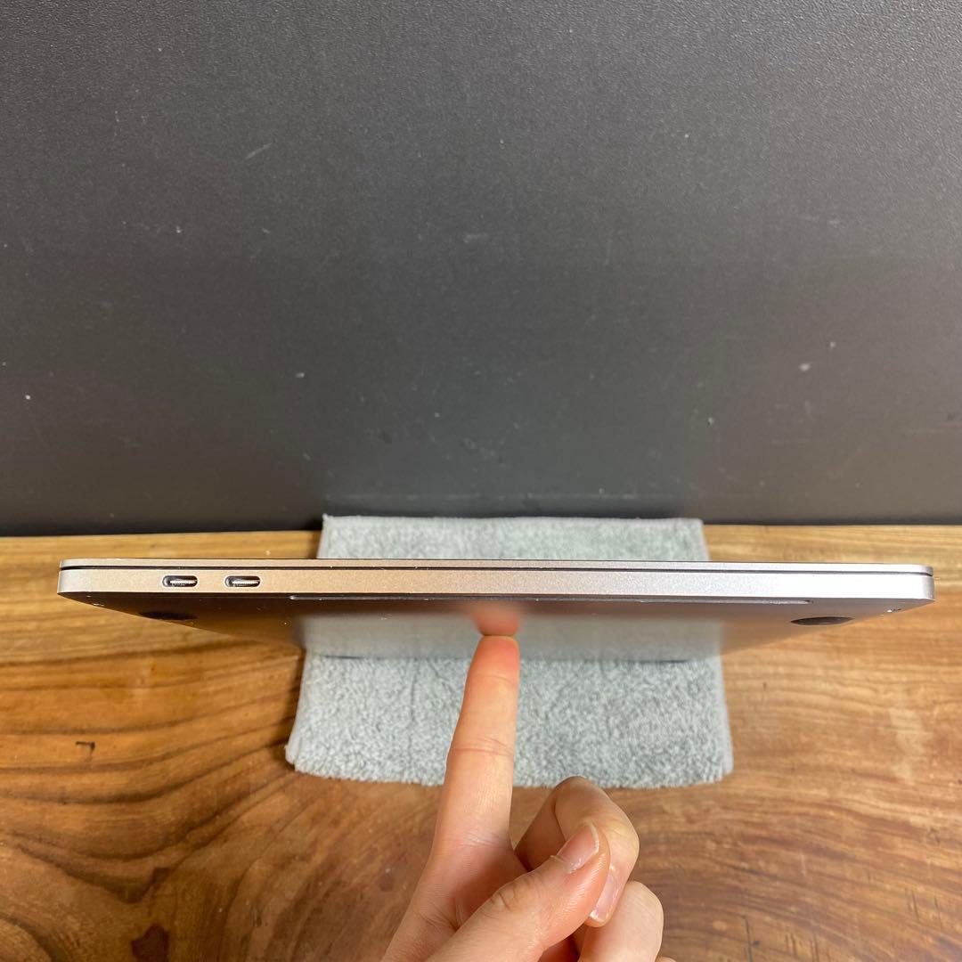 qwert8450 さま！MacBook Pro 13inch 2019/335