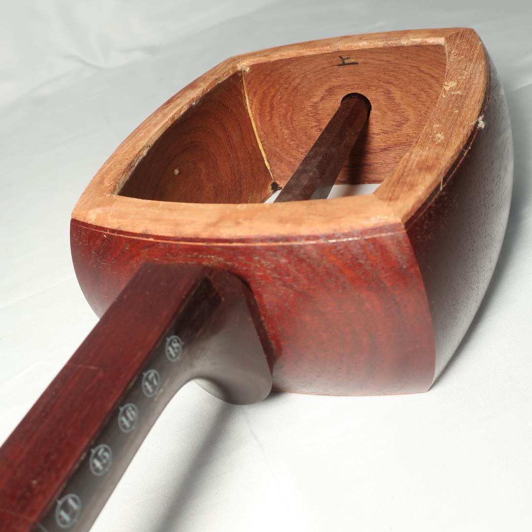 三味線 中棹 ハードケース 撥 予備弦 駒 楽譜 付属