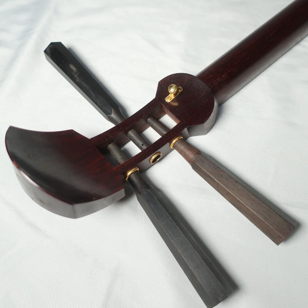 三味線 中棹 ハードケース 撥 予備弦 駒 楽譜 付属