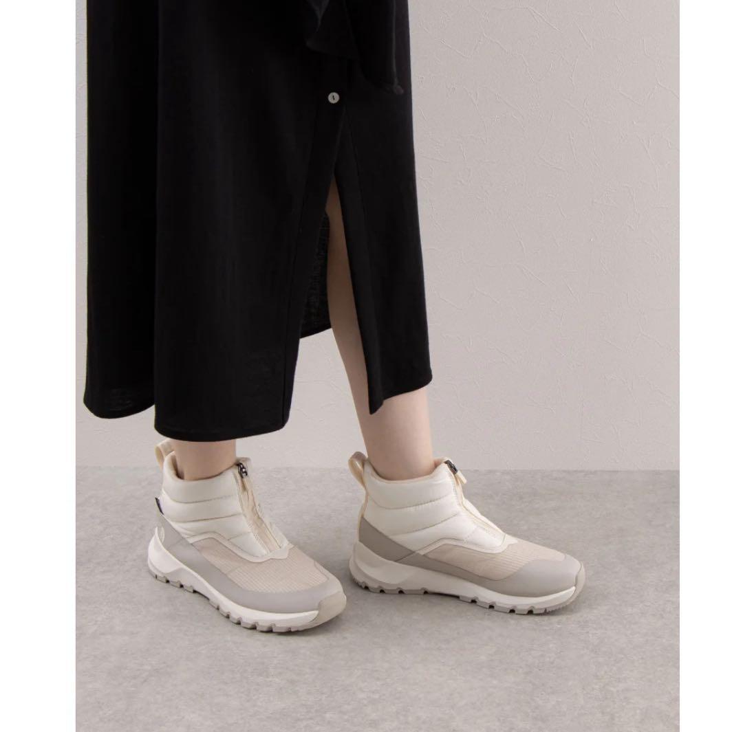 THE NORTH FACE アイボリー冬用ショートブーツ　今期新品　⭐︎完売品⭐︎