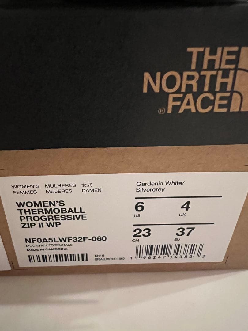 THE NORTH FACE アイボリー冬用ショートブーツ　今期新品　⭐︎完売品⭐︎