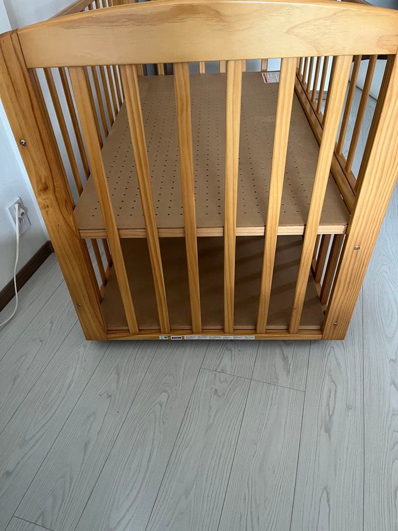 KATOJI木製ベビーベッド２段高さ調節可能！収納付き