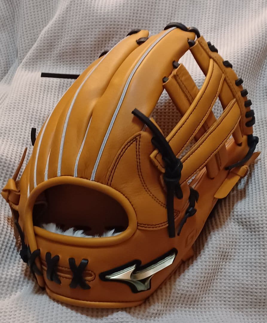 未使用ミズノ　グローバルエリート　軟式　内野手　ミズノプロ