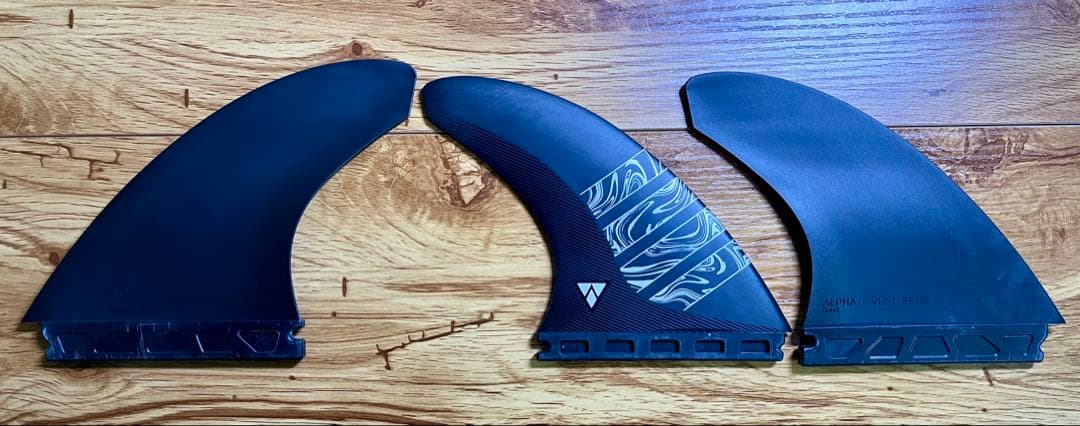 フューチャーフィン ALPHA VECTOR 3/2 Lサイズ