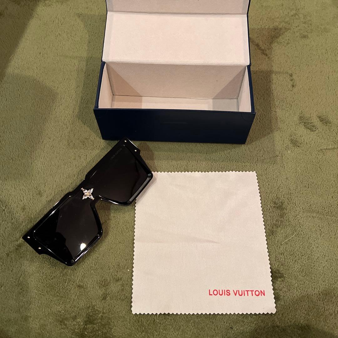 ルイヴィトン　LV サイクロン　メンズ　ほぼ未使用 早い者勝ち　即購入