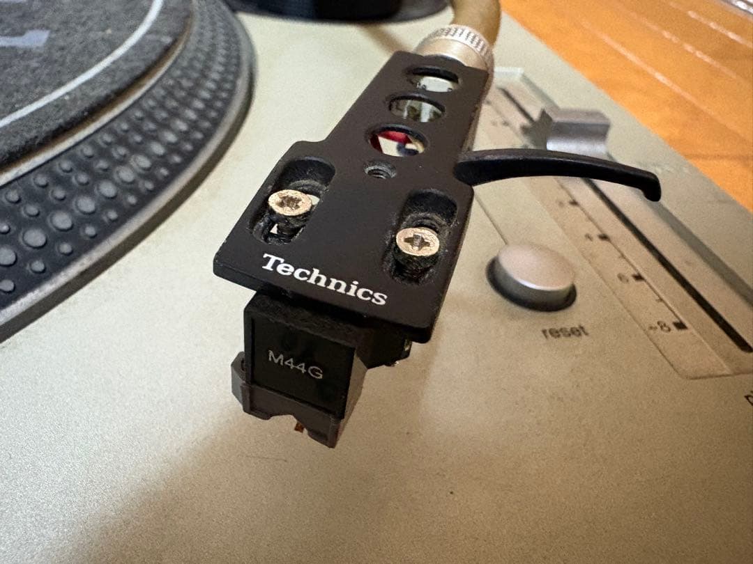 Technics SL-1200 MK3Dターンテーブル M44Gカートリッジ