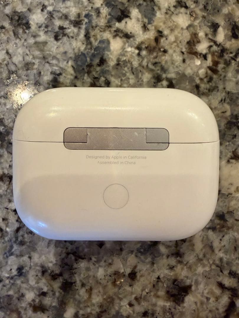 AirPods Pro 第二世代　Lightning