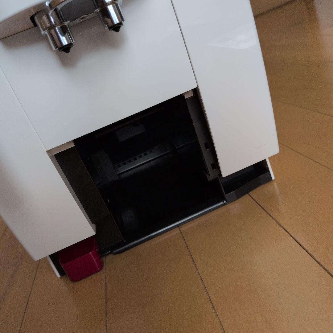 デロンギマグニフィカS コンパクト全自動コーヒーマシン　ECAM22112