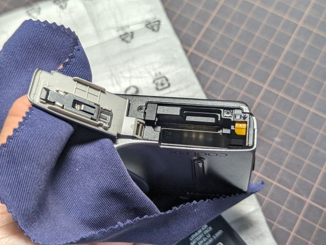 Nikon COOLPIX S9500 シルバー