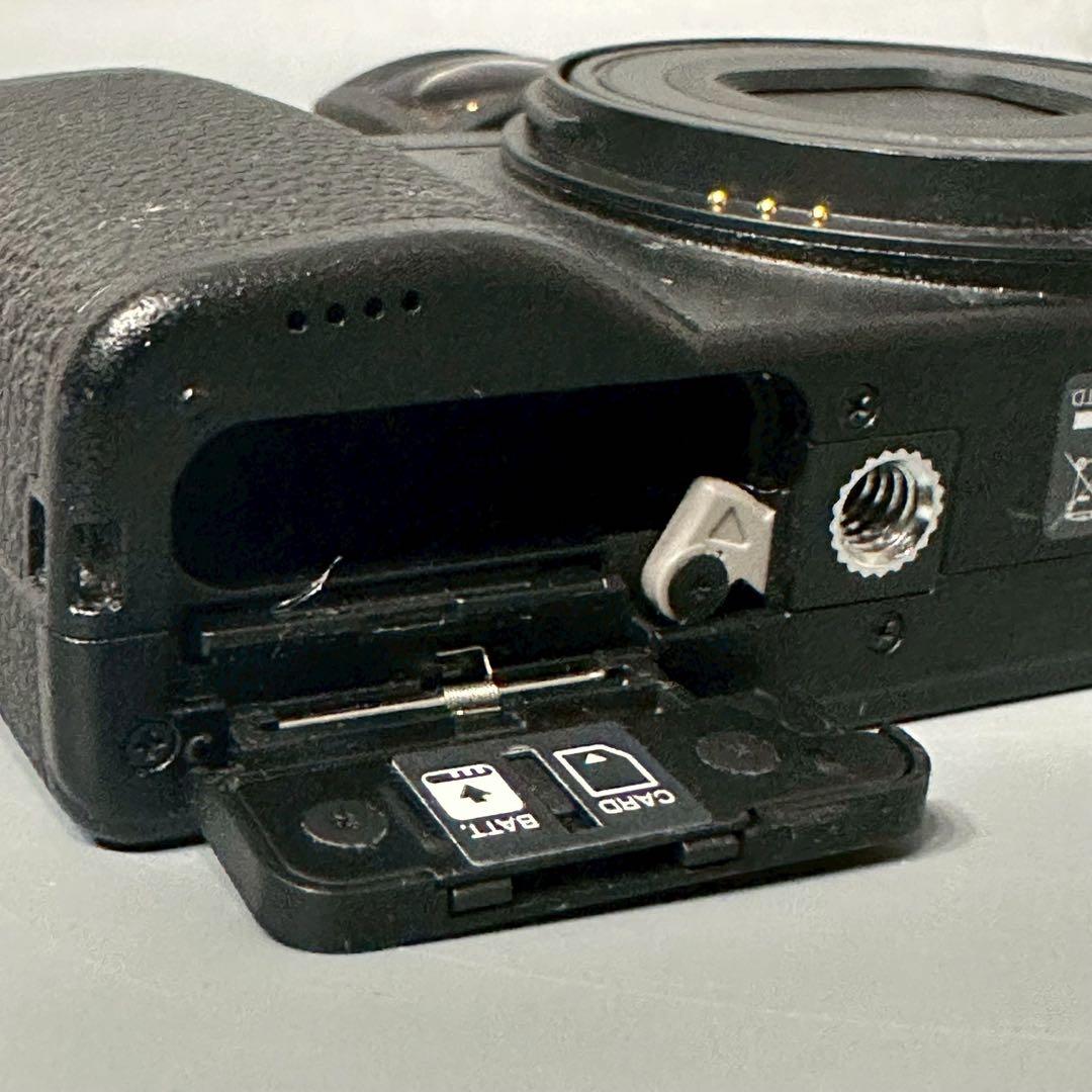 RICOH リコー R02010 GRⅢ コンパクト　デジタルカメラ　ジャンク