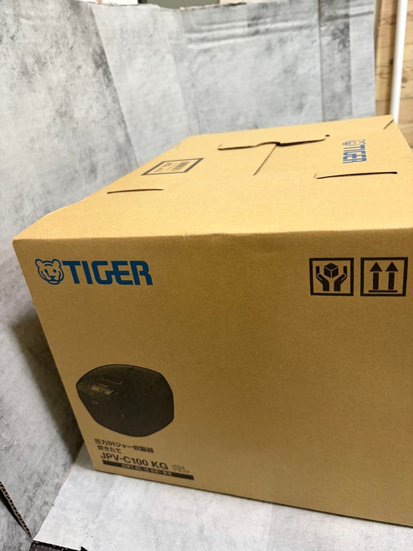 タイガー 圧力IH 炊飯器 炊きたて 5.5合 JPV-C100