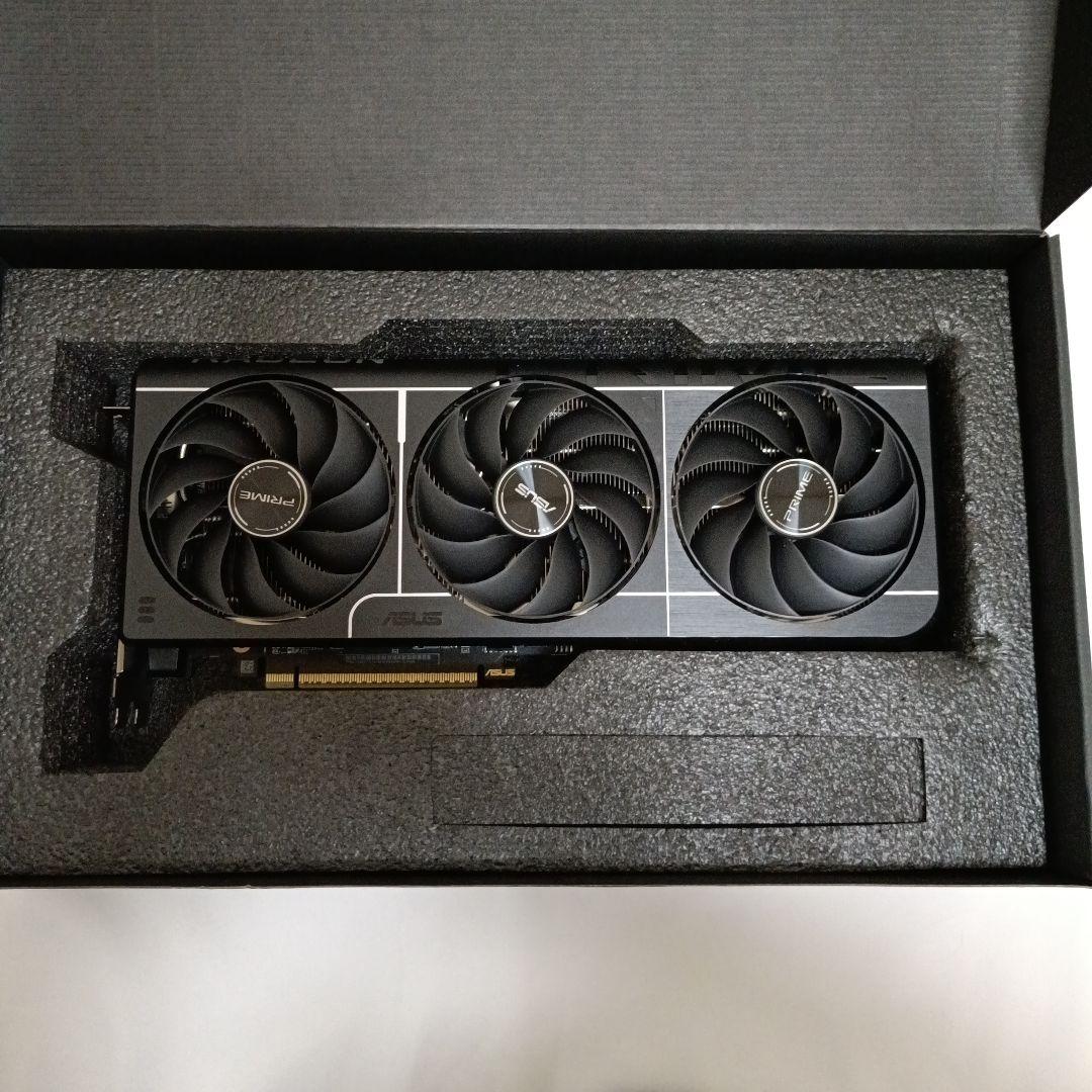 グラフィックボード・グラボ・ビデオカード ASUS Radeon RX 9060 XT 16GB OC