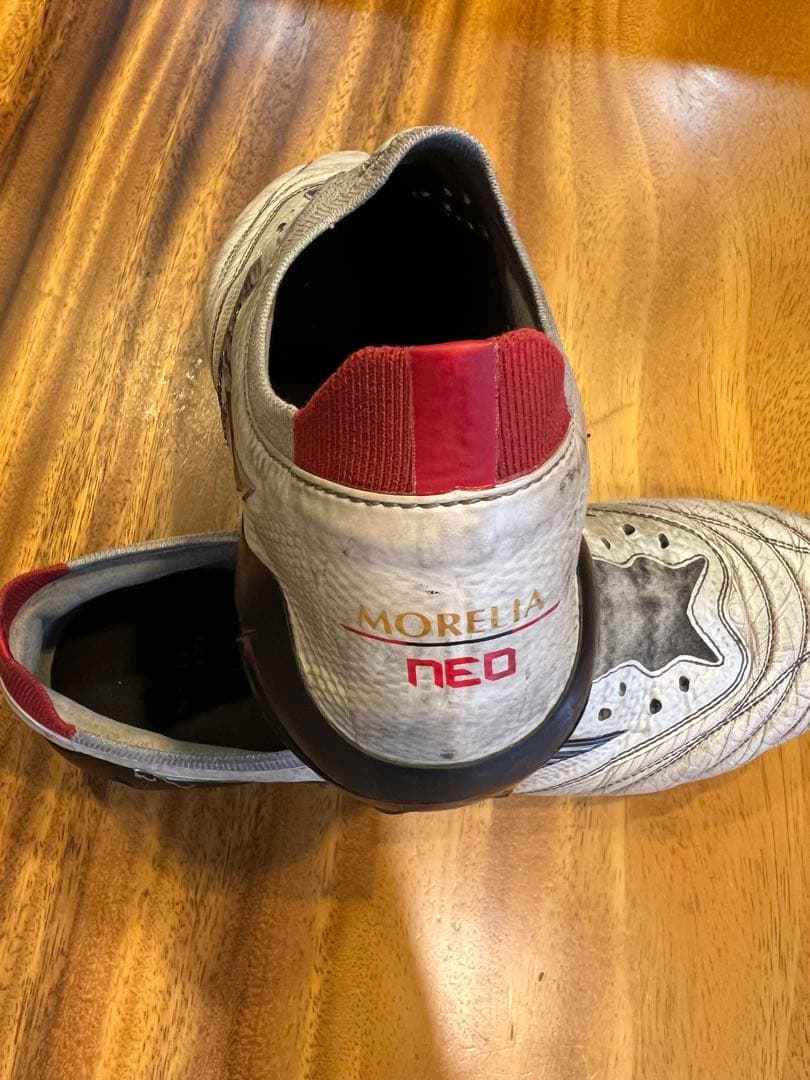 ミズノ　モレリアネオIV β JAPAN サッカーシューズ