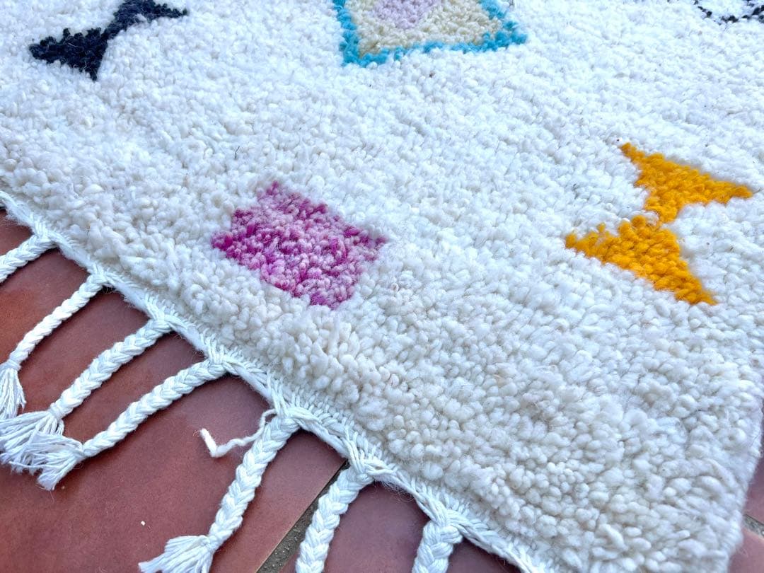 モロッコ ラグ カーペット　絨毯　アジラル ベニワレン