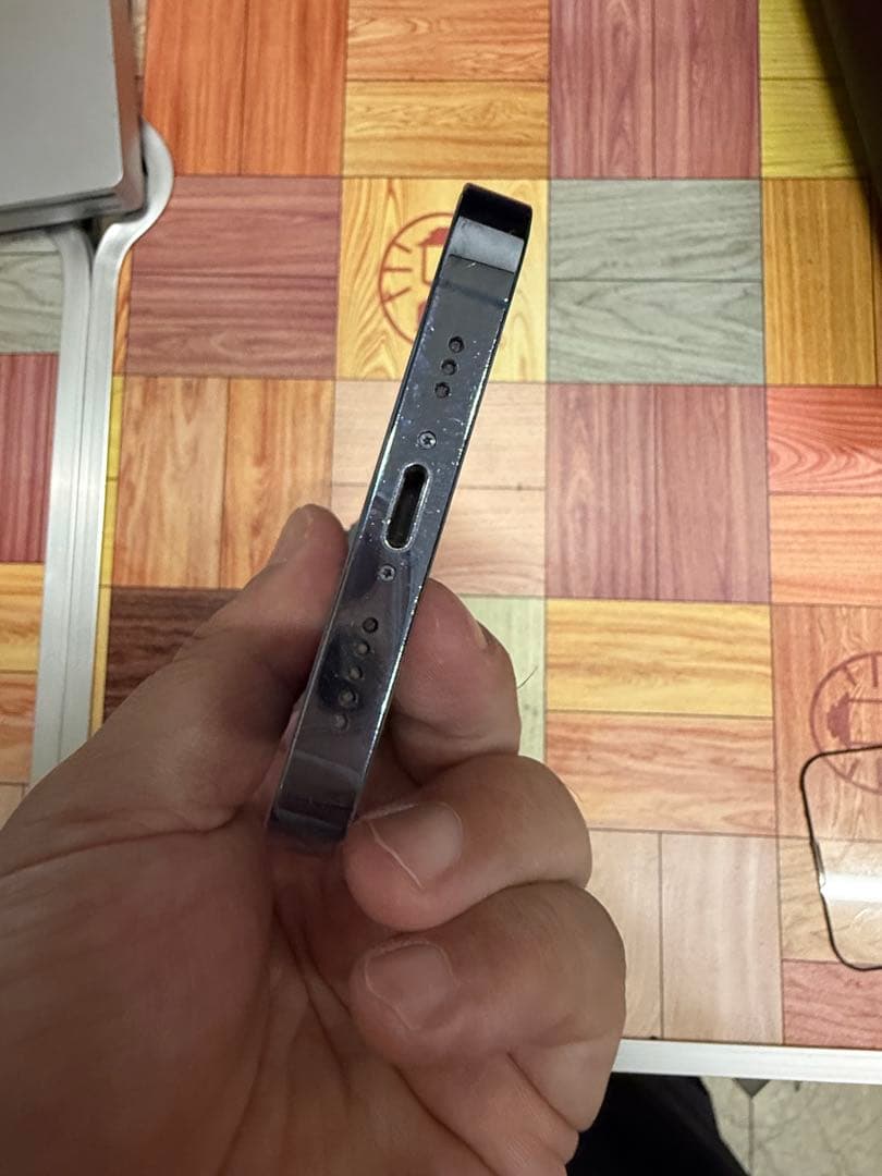 Apple iPhone 13 Pro 1TB. シエラブルー