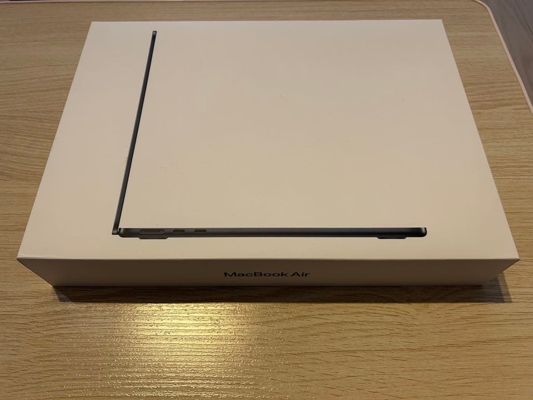 MacBookAir M2 13.6インチ 8GB / 256GB ミッドナイト