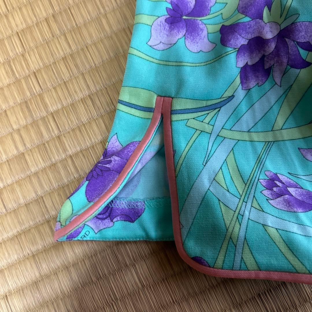 お値下げ　花柄ミントグリーンチュニック 五分袖