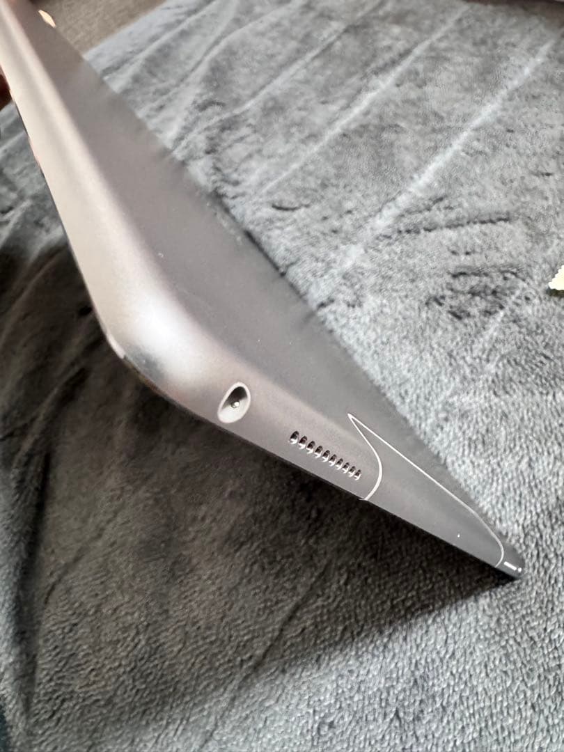 iPad Pro第二世代12.9㌅SIMフリー512GBバッテリー満充電97%