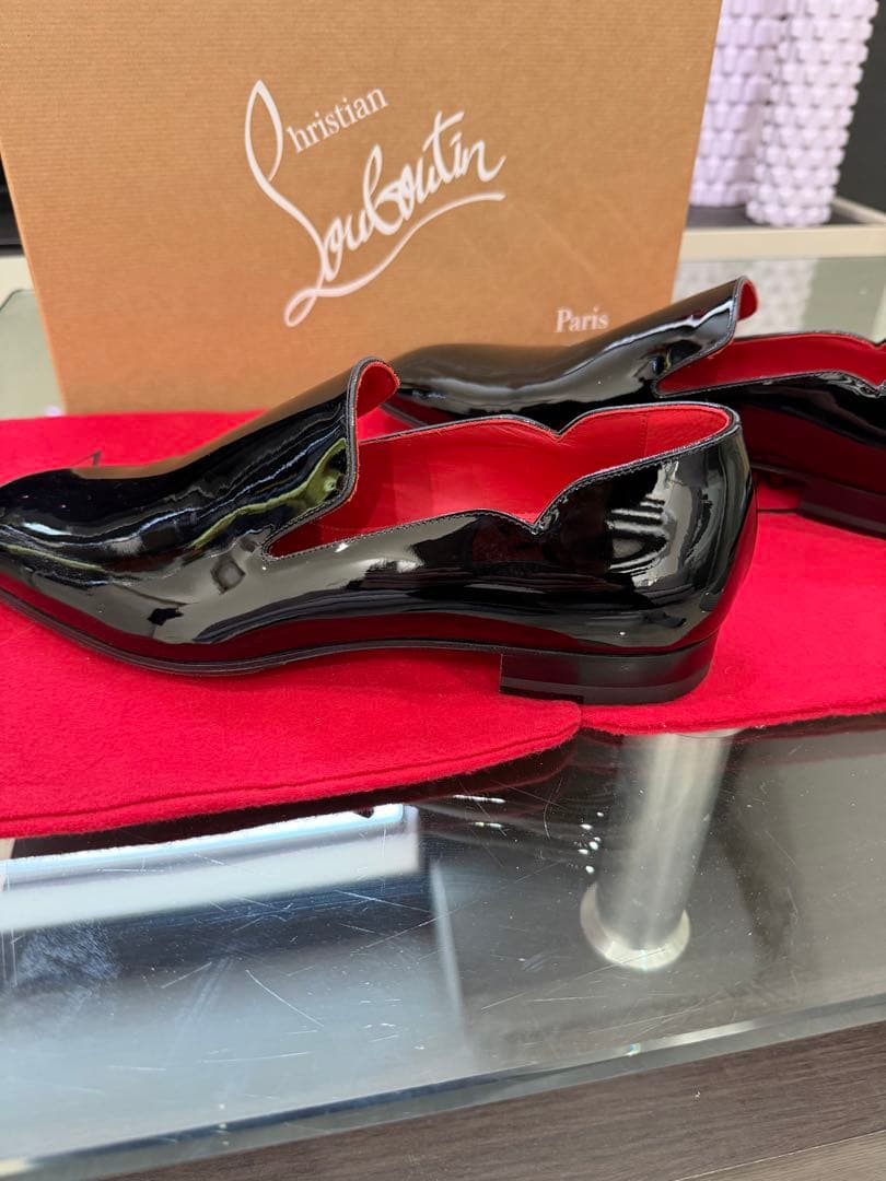 未使用 クリスチャンルブタン パテントローファー 39.5 黒