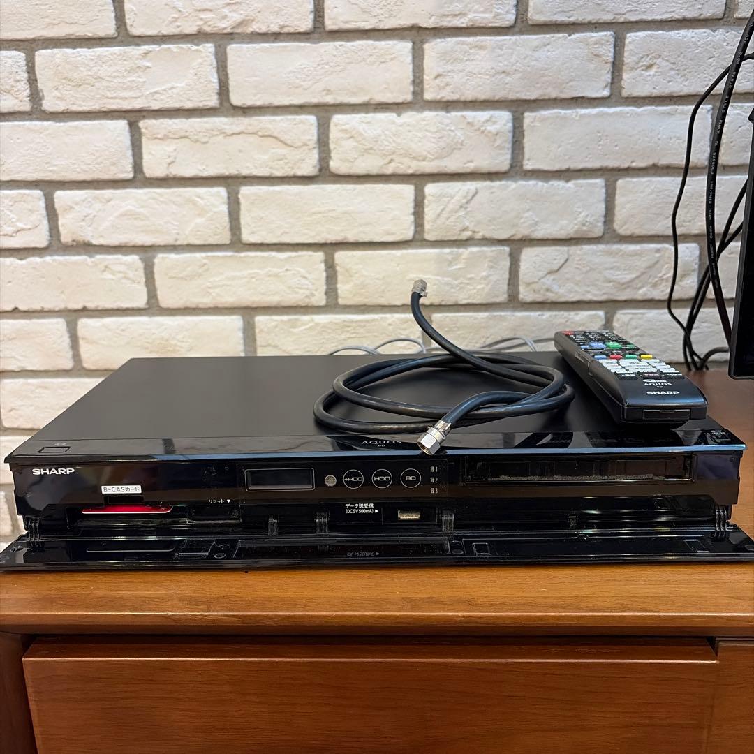 なお:SHARP BD-T1800 ブルーレイレコーダー
