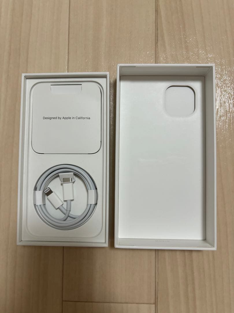 iPhone 13 スターライト 256GB