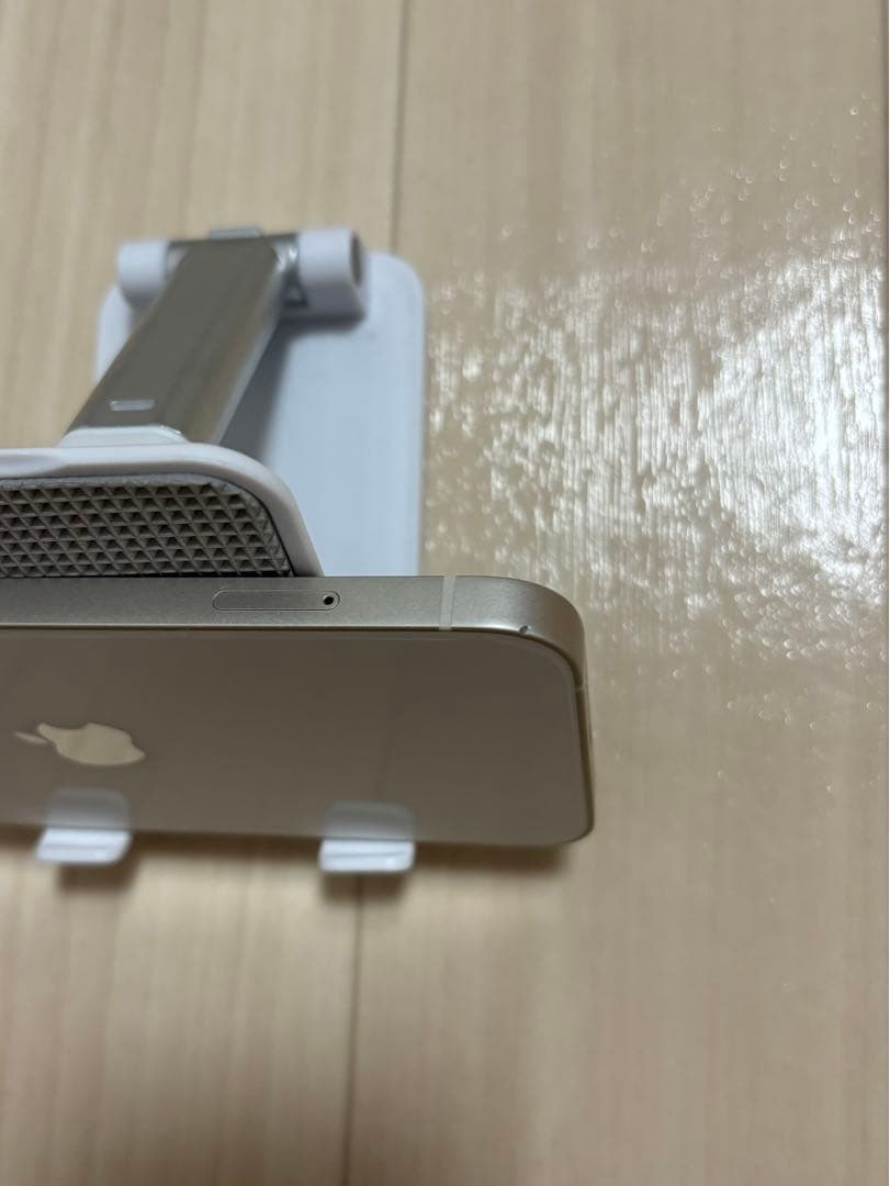 iPhone 13 スターライト 256GB