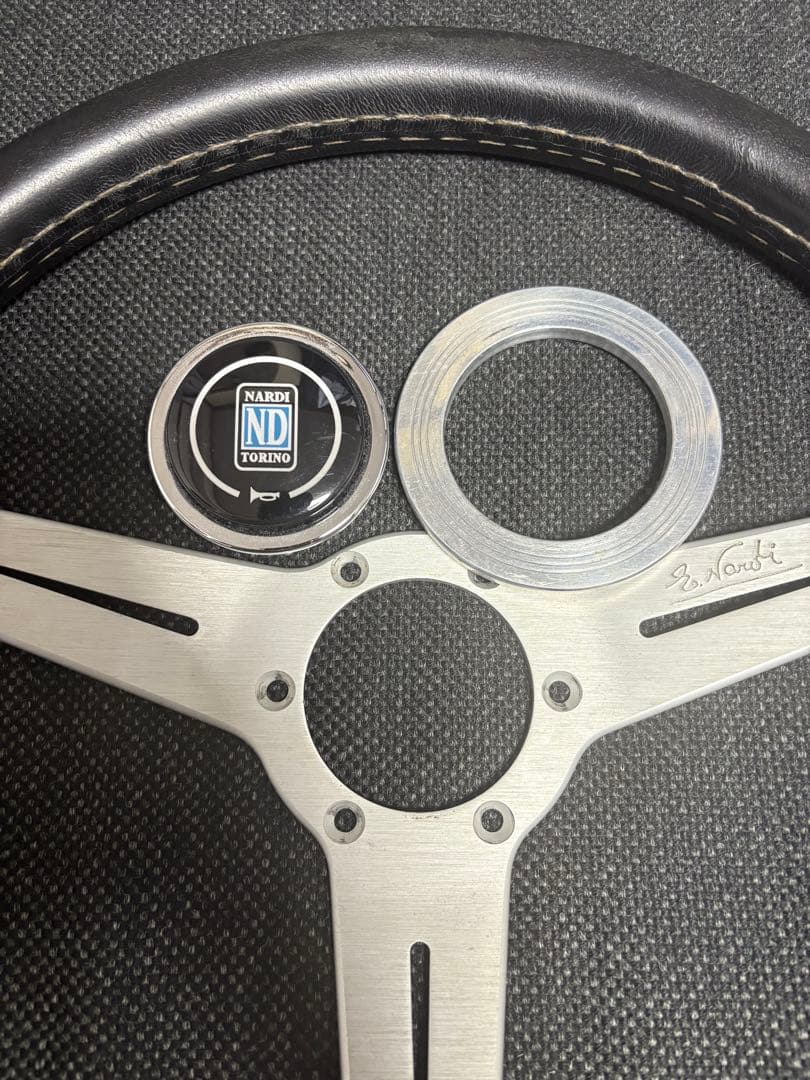 ナルディ NARDI 正規品 ステアリング 36パイ レザー クラシック 美品