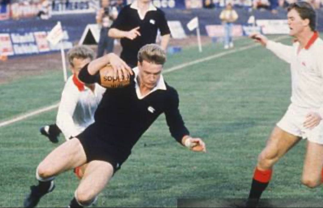 【未使用品】adidas オールブラックス　ラグビーボール　５号球　レア