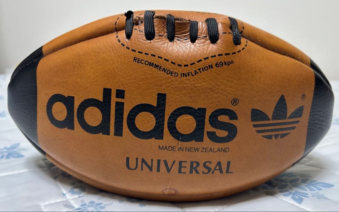 【未使用品】adidas オールブラックス　ラグビーボール　５号球　レア
