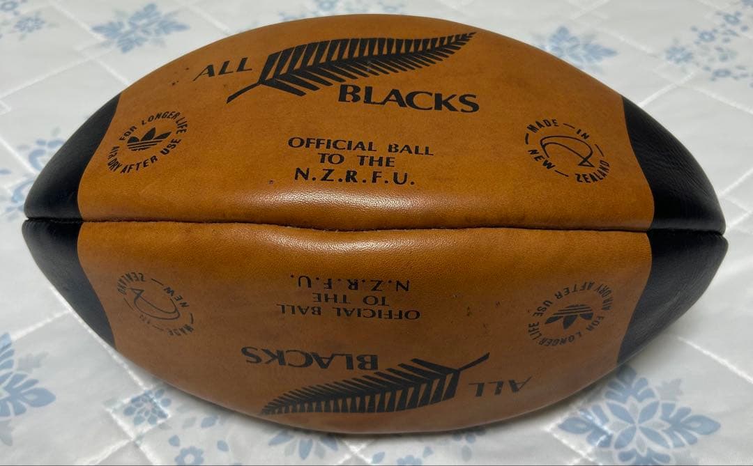 【未使用品】adidas オールブラックス　ラグビーボール　５号球　レア