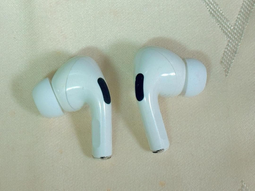 AirPods Pro 両耳のみ 【発送24時間以内】正品★