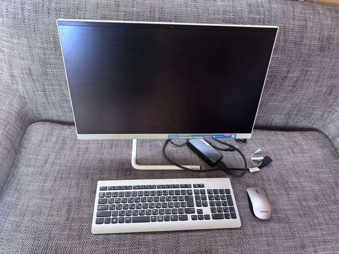 スリムデザイン デスクトップPC lenovo A340