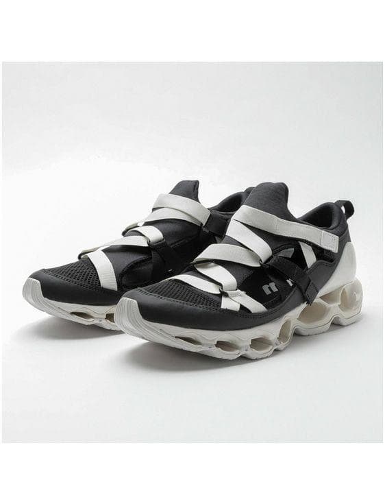 『新品同様』MIZUNOミズノ WAVE PROPHECY STRAP　サンダル