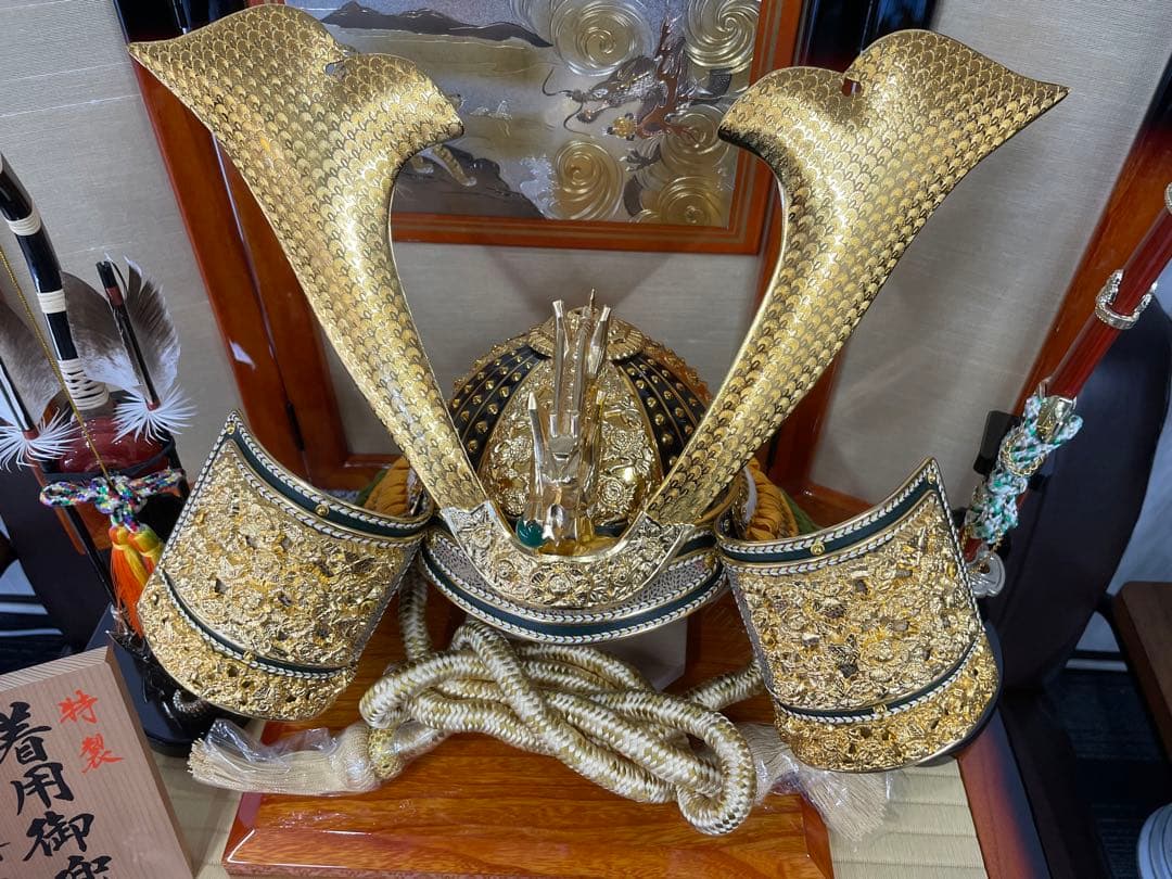 よ*ン様 極美品　兜　極上品　寿慶作　ゴールド着用兜 王朝塗り彫金竜　着用兜飾り