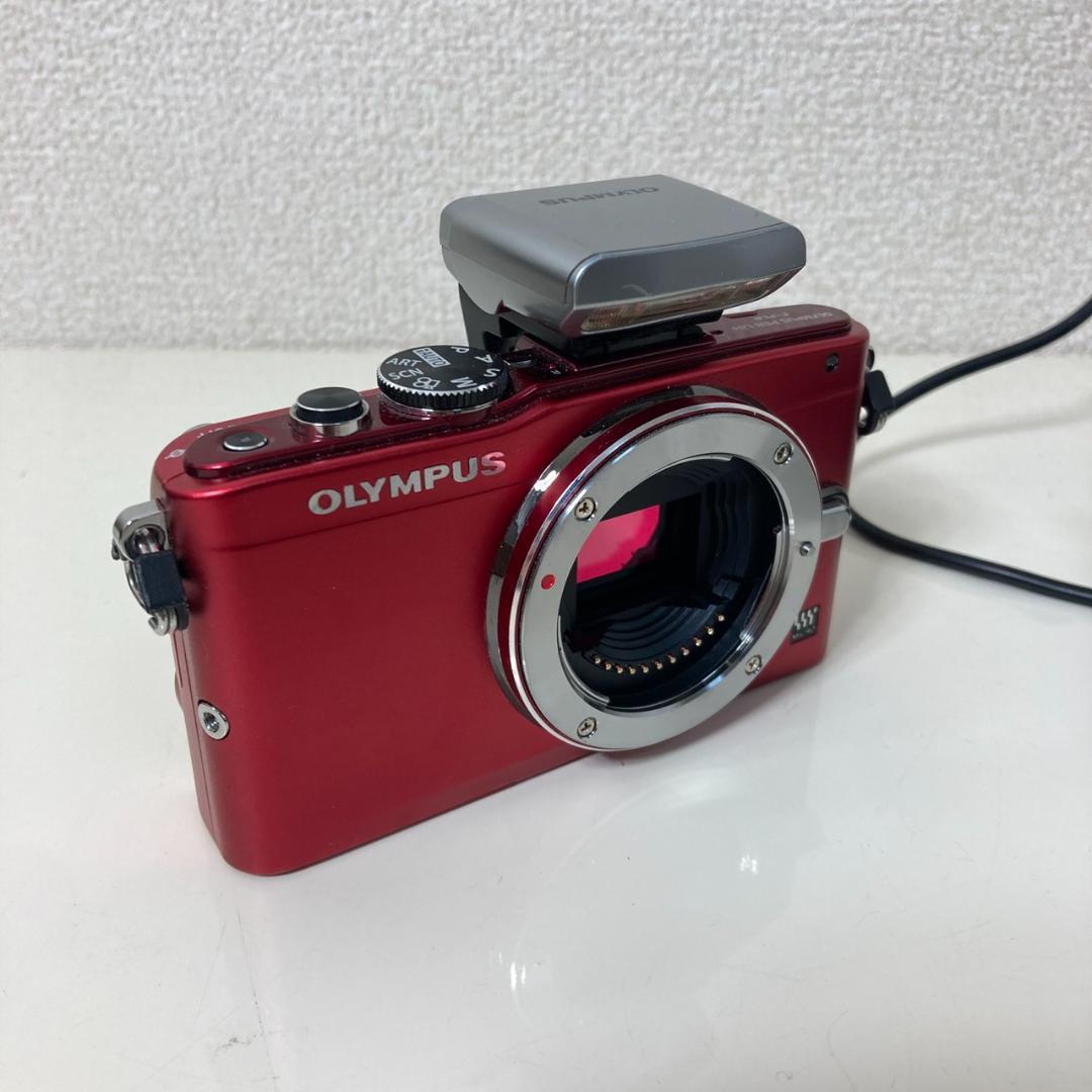 ▼OLYMPUS PEN Lite E-PL6　ミラーレス　カメラ　付属品あり