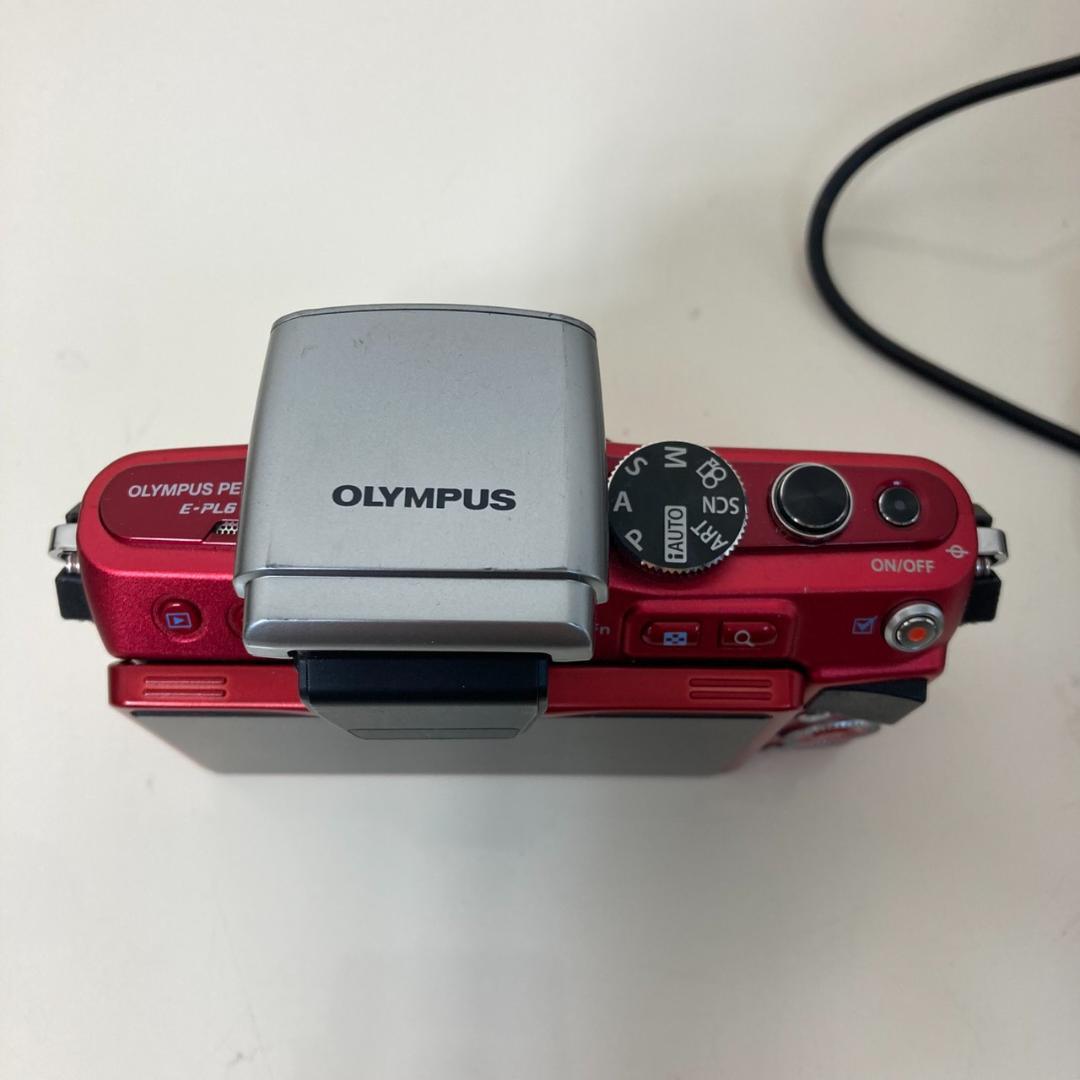 ▼OLYMPUS PEN Lite E-PL6　ミラーレス　カメラ　付属品あり